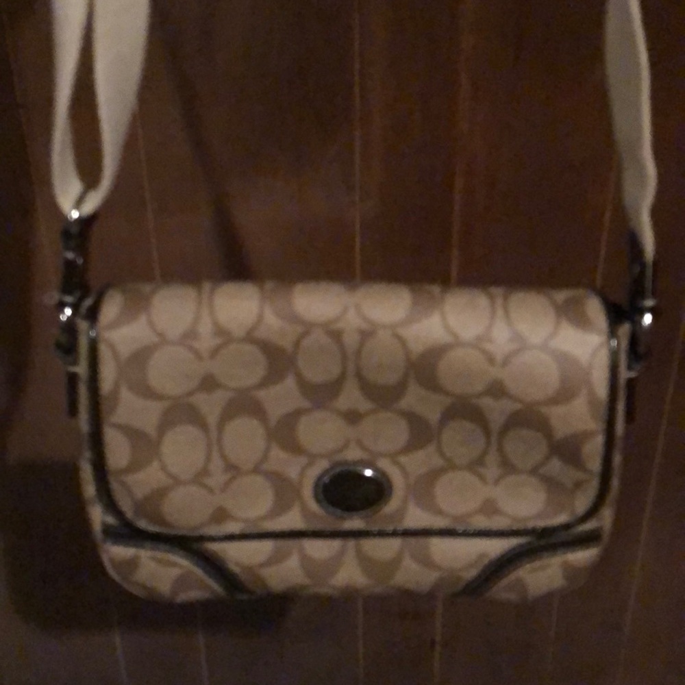Authentic coach cross body bag